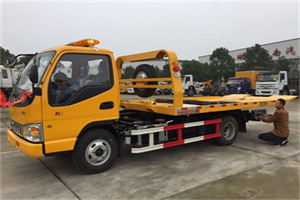 加格达奇哪里有拖车服务